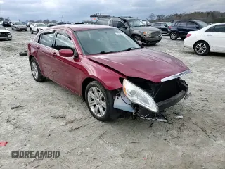 2014 Chrysler 200 Touring z VIN 1C3CCBBB2EN102221, wystawiony jako Copart lot #47847985 z przebiegiem 141 912 mil mil oraz Szkody całkowita. Historia ofert i sprzedaży dostępna na DreamBid. Obrazek 11.
