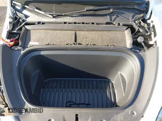 2023 Tesla Model Y Long Range z VIN 7SAYGDEE5PF765326, wystawiony jako IAAI lot #41757113 z przebiegiem 10 461 mil mil oraz . Historia ofert i sprzedaży dostępna na DreamBid. Obrazek 10.