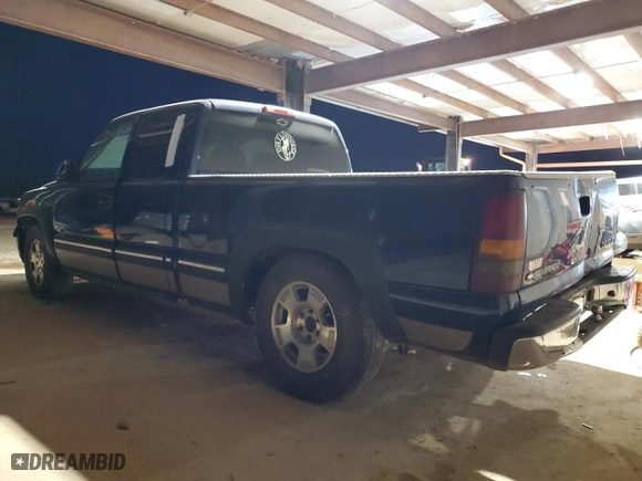 2001 Chevrolet Silverado 1500 LS with VIN 2GCEC19V911181445, listed as a Copart auction lot 88979755 with 192,107 mi miles and Clean Title. Bid and sale history available at carsss.com. Image 2.