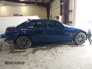 2015 Chrysler 300 with VIN 2C3CCAGG4FH892372, listed as a IAAI auction lot 41606701 with 209,602 mi miles. Bid and sale history available at carsss.com. Image 14.