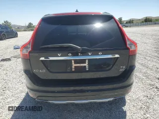2015 Volvo XC60 T5 z VIN YV4612RK7F2716797, wystawiony jako Copart lot #58010425 z przebiegiem 49 647 mil mil oraz Szkoda całkowita • Salvage title. Historia ofert i sprzedaży dostępna na DreamBid. Obrazek 6.