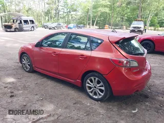 2011 Mazda 3 S Sport z VIN JM1BL1K66B1371457, wystawiony jako IAAI lot #42274510 z przebiegiem 175 533 mil mil oraz . Historia ofert i sprzedaży dostępna na DreamBid. Obrazek 3.