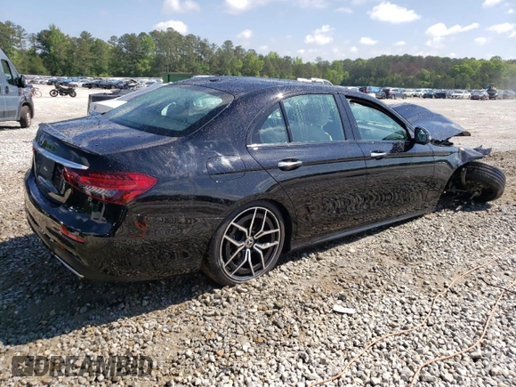 2022 Mercedes-Benz E 350 with VIN W1KZF8DB3NB014900, listed as a Copart auction lot 51530824 with 19,936 mi miles and Salvage title. Bid and sale history available at DreamBid. Image 3.