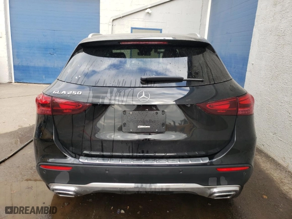 2025 Mercedes-Benz GLA with VIN W1N4N4GB5SJ634850, listed as a Copart auction lot 70329794 with 3,312 mi miles and Salvage Title. Bid and sale history available at carsss.com. Image 6.