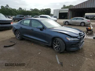 2020 Volvo S60 Momentum with VIN 7JR102FK6LG065019, listed as a Copart auction lot 59084944 with 40,449 mi miles and Salvage Title. Bid and sale history available at carsss.com. Image 4.