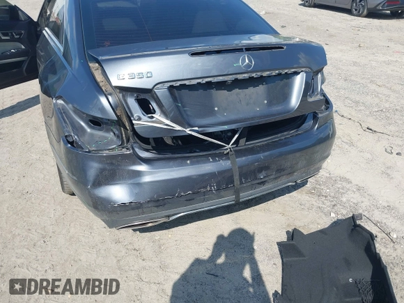 2014 Mercedes-Benz E 350 with VIN WDDKJ5KB0EF278800, listed as a IAAI auction lot 42222800 with 154,170 mi miles and . Bid and sale history available at DreamBid. Image 6.