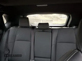 2023 Subaru Solterra Premium z VIN JTMABABA3PA004915, wystawiony jako Copart lot #72092213 z przebiegiem 7564 mil mil oraz . Historia ofert i sprzedaży dostępna na DreamBid. Obrazek 10.