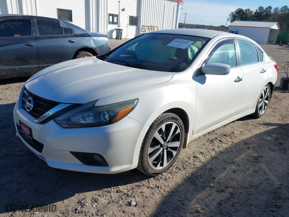 2016 Nissan Altima 2.5 S with VIN 1N4AL3APXGC130780, listed as a IAAI auction lot 41461581 with 92,043 mi miles. Bid and sale history available at carsss.com. Image 17.