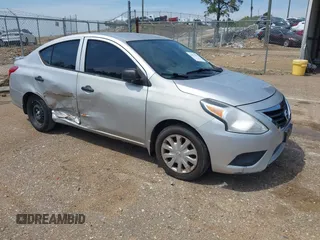 2015 Nissan Versa SV с VIN 3N1CN7AP1FL817785, выставлен на аукционе IAAI как лот 41976218 с пробегом 153 077 миль миль и . История ставок и продаж доступна на DreamBid. Изображение 1.
