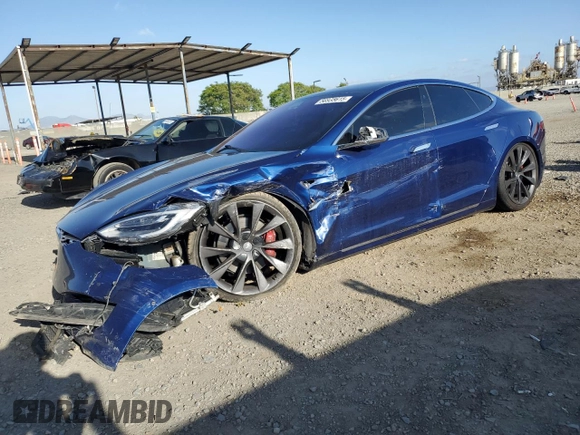 2019 Tesla Model S 75D с VIN 5YJSA1E23KF334579, выставлен на аукционе Copart как лот 56935615 с пробегом Не указан миль и Списание • Salvage title. История ставок и продаж доступна на DreamBid. Изображение 1.