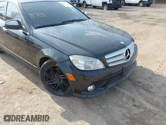 2009 Mercedes-Benz C 300 Sport z VIN WDDGF81X19F272239, wystawiony jako IAAI lot #42033334 z przebiegiem 212 758 mil mil oraz . Historia ofert i sprzedaży dostępna na DreamBid. Obrazek 6.