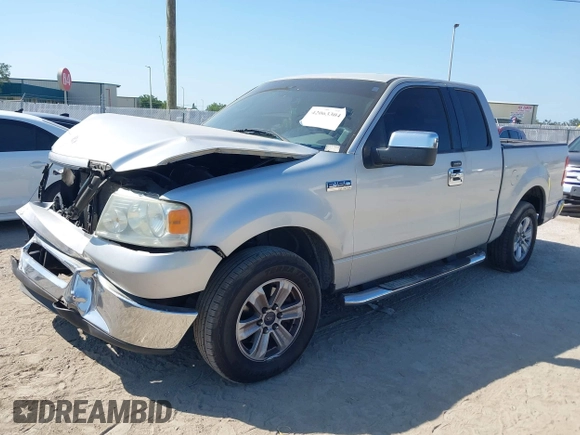 2006 Ford F-150 STX with VIN 1FTRX12W86KB24167, listed as a IAAI auction lot 42063304 with 1 mi miles. Bid and sale history available at carsss.com. Image 2.