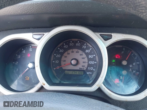 2003 Toyota 4Runner SR5 with VIN JTEZT14R030007432, listed as a IAAI auction lot 41850284 with 174,108 mi miles. Bid and sale history available at carsss.com. Image 7.