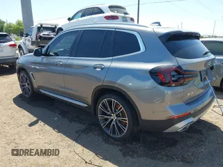 2024 BMW X3 sDrive30i z VIN 5UX43DP09R9W84494, wystawiony jako IAAI lot #41981761 z przebiegiem 14 066 mil mil oraz . Historia ofert i sprzedaży dostępna na DreamBid. Obrazek 3.