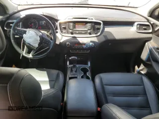 2016 Kia Sorento EX with VIN 5XYPH4A10GG047572, listed as a Copart auction lot 62386285 with 26,705 mi miles and Salvage title. Bid and sale history available at DreamBid. Image 8.