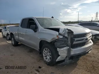2019 Chevrolet Silverado 1500 RST with VIN 1GCRWDED7KZ302151, listed as a Copart auction lot 67872414 with 105,059 mi miles and Salvage Title. Bid and sale history available at carsss.com. Image 4.