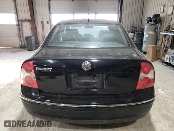 2005 Volkswagen Passat GLS with VIN WVWAD63B05E081309, listed as a Copart auction lot 43903625 with 151,076 mi miles and Salvage title. Bid and sale history available at DreamBid. Image 6.