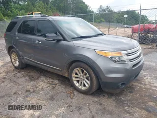 2013 Ford Explorer XLT z VIN 1FM5K7D80DGC67737, wystawiony jako IAAI lot #42221299 z przebiegiem 202 710 mil mil oraz . Historia ofert i sprzedaży dostępna na DreamBid. Obrazek 1.