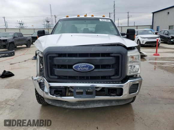 2016 Ford F-350 Platinum z VIN 1FT8W3B67GEC13450, wystawiony jako Copart lot #43721885 z przebiegiem 133 259 mil mil oraz Czysty tytuł • Clean title. Historia ofert i sprzedaży dostępna na DreamBid. Obrazek 5.