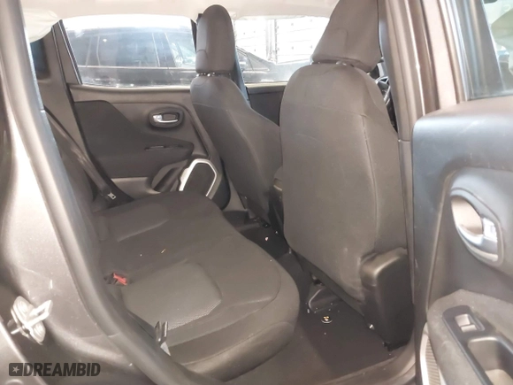 2019 Jeep Renegade Sport with VIN ZACNJBAB0KPK07349, listed as a IAAI auction lot 41618909 with 82,402 mi miles. Bid and sale history available at carsss.com. Image 8.