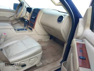 2006 Ford Explorer Eddie Bauer with VIN 1FMEU74E56UA77582, listed as a IAAI auction lot 41846582 with 231,160 mi miles. Bid and sale history available at carsss.com. Image 5.