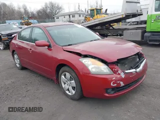 2008 Nissan Altima 2.5 SL with VIN 1N4AL21E28N482721, listed as a IAAI auction lot 41908543 with 87,712 mi miles. Bid and sale history available at carsss.com. Image 1.