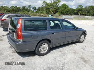 2005 Volvo V70 with VIN YV1SW612452461041, listed as a Copart auction lot 72137464 with 178,756 mi miles and Non Repairable. Bid and sale history available at carsss.com. Image 3.