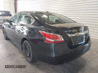 2015 Nissan Altima 2.5 z VIN 1N4AL3APXFN371273, wystawiony jako IAAI lot #42466812 z przebiegiem 150 180 mil mil oraz . Historia ofert i sprzedaży dostępna na DreamBid. Obrazek 3.
