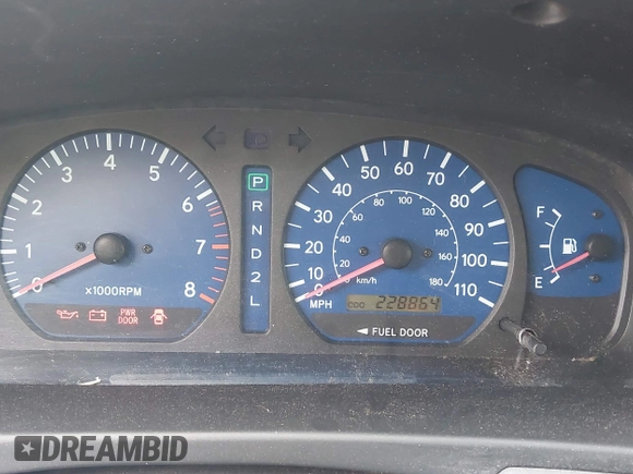 2002 Toyota Sienna LE with VIN 4T3ZF13C82U465948, listed as a IAAI auction lot 42264013 with 228,864 mi miles and . Bid and sale history available at DreamBid. Image 7.