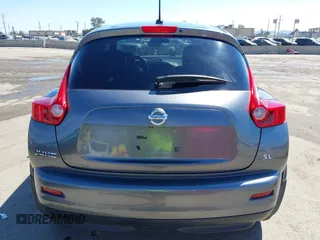 2011 Nissan Juke SL with VIN JN8AF5MR2BT015663, listed as a IAAI auction lot 41878579 with 120,611 mi miles. Bid and sale history available at carsss.com. Image 17.