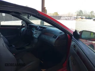 2005 Toyota Solara SE z VIN 4T1FA38P85U058251, wystawiony jako IAAI lot #41817073 z przebiegiem 165 582 mil mil oraz . Historia ofert i sprzedaży dostępna na DreamBid. Obrazek 5.