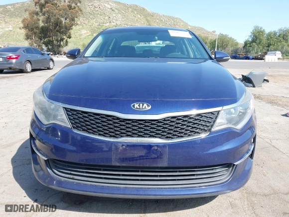 2018 Kia Optima LX with VIN 5XXGT4L31JG268493, listed as a IAAI auction lot 41965277 with 97,458 mi miles. Bid and sale history available at carsss.com. Image 12.