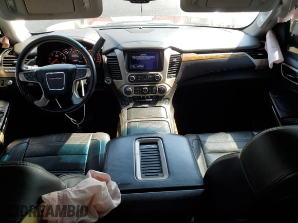 2015 GMC Yukon Denali with VIN 1GKS1CKJ2FR547342, listed as a Copart auction lot 45025075 with 189,942 mi miles and Salvage Title. Bid and sale history available at carsss.com. Image 8.