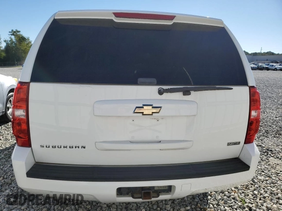 2010 Chevrolet Suburban LS with VIN 1GNUCHE02AR264258, listed as a Copart auction lot 74085184 with 193,358 mi miles and Salvage Title. Bid and sale history available at carsss.com. Image 6.