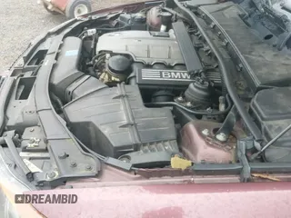 2006 BMW 3 Series 325i с VIN WBAVB17596NK41202, выставлен на аукционе IAAI как лот 42856647 с пробегом 137 562 миль миль и . История ставок и продаж доступна на DreamBid. Изображение 12.