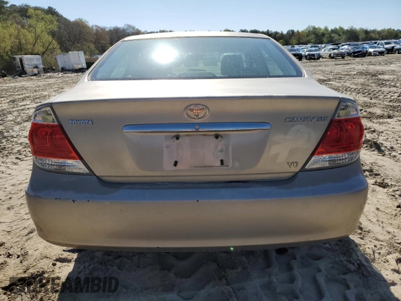 2005 Toyota Camry LE with VIN JTDBF32K750162268, listed as a Copart auction lot 53074715 with 230,037 mi miles and Salvage Title. Bid and sale history available at DreamBid. Image 6.