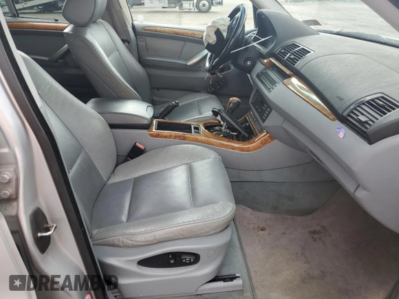 2001 BMW X5 3.0i with VIN WBAFA53561LM75340, listed as a Copart auction lot 51301545 with 0 mi miles and Salvage Title. Bid and sale history available at carsss.com. Image 7.