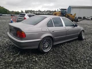 1998 BMW 5 Series 528iA with VIN WBADD632XWGT93475, listed as a Copart auction lot 71192224 with 0 mi miles and Salvage Title. Bid and sale history available at carsss.com. Image 3.