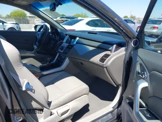 2008 Acura RDX Technology z VIN 5J8TB18558A017249, wystawiony jako IAAI lot #42097485 z przebiegiem 143 597 mil mil oraz . Historia ofert i sprzedaży dostępna na DreamBid. Obrazek 5.