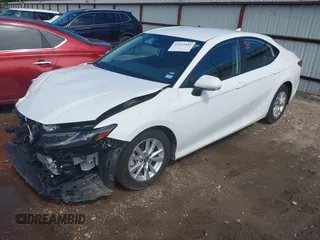 2025 Toyota Camry LE with VIN 4T1DAACK6SU082583, listed as a IAAI auction lot 42233444 with 18,935 mi miles and . Bid and sale history available at DreamBid. Image 19.