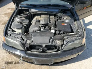 2005 BMW 3 Series 330xi with VIN WBAEW53455PN39175, listed as a Copart auction lot 75733054 with 165,015 mi miles and Salvage Title. Bid and sale history available at DreamBid. Image 11.