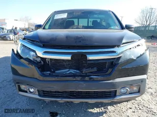 2019 Honda Ridgeline RTL-E with VIN 5FPYK3F7XKB033652, listed as a IAAI auction lot 41751421 with 96,774 mi miles. Bid and sale history available at carsss.com. Image 6.