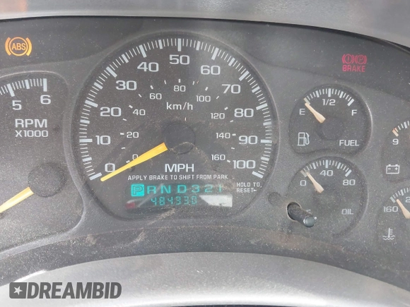 2000 GMC New Sierra 1500 SL with VIN 2GTEC19V9Y1258289, listed as a IAAI auction lot 41946938 with 484,330 mi miles. Bid and sale history available at carsss.com. Image 7.