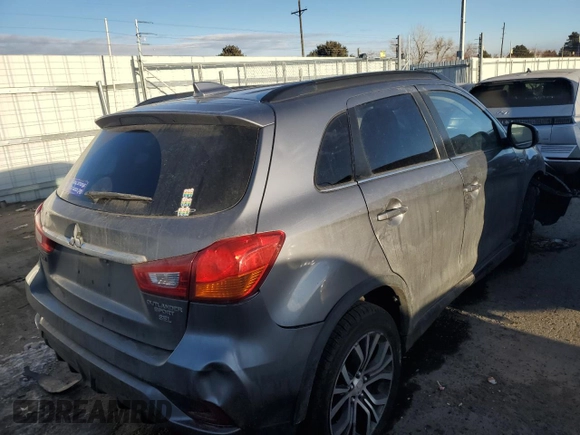 2018 Mitsubishi Outlander SEL z VIN JA4AR4AW3JU002172, wystawiony jako Copart lot #88219955 z przebiegiem 95 339 mil mil oraz Szkody całkowita. Historia ofert i sprzedaży dostępna na DreamBid. Obrazek 3.