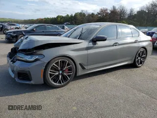 2022 BMW 5 Series M550i xDrive z VIN WBA13BK00NCJ03264, wystawiony jako Copart lot #68976084 z przebiegiem 39 515 mil mil oraz Szkoda całkowita • Salvage title. Historia ofert i sprzedaży dostępna na DreamBid. Obrazek 1.