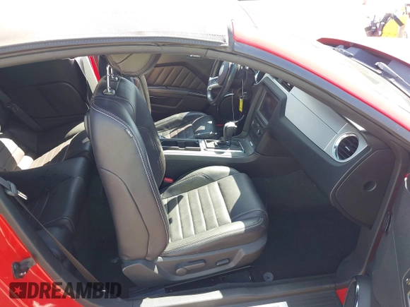 2014 Ford Mustang V6 with VIN 1ZVBP8EM7E5316940, listed as a IAAI auction lot 42555358 with Not provided miles and . Bid and sale history available at DreamBid. Image 5.