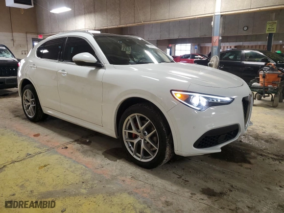 2021 Alfa Romeo Stelvio Ti with VIN ZASPAKBN1M7D17001, listed as a Copart auction lot 45541955 with 54,867 mi miles and Salvage Title. Bid and sale history available at carsss.com. Image 4.