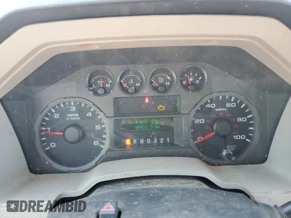 2010 Ford F-250 XL z VIN 1FTSX2B51AEA56414, wystawiony jako Copart lot #54425955 z przebiegiem 84 432 mil mil oraz Szkody całkowita. Historia ofert i sprzedaży dostępna na DreamBid. Obrazek 9.
