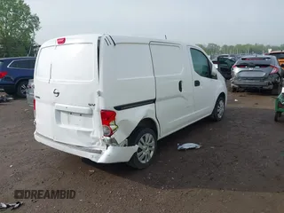 2015 Nissan NV200 SV with VIN 3N6CM0KN0FK705020, listed as a IAAI auction lot 42192651 with 182,668 mi miles and . Bid and sale history available at DreamBid. Image 4.
