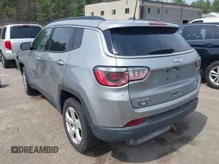 2018 Jeep Compass Altitude с VIN 3C4NJDBBXJT313666, выставлен на аукционе IAAI как лот 42112041 с пробегом 163 110 миль миль и . История ставок и продаж доступна на DreamBid. Изображение 3.
